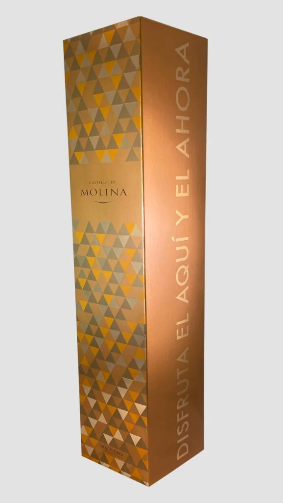 Castillo de Molina Wine Label